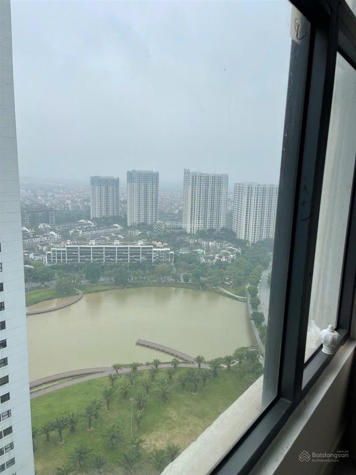 Bán căn 2 phòng ngủ 2vs toà lake 1 hướng đông nam view hồ giá 4.6 tỷ bao phí,  0925 988 ***