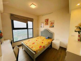 Cho thuê căn 3 ngủ toà sky3 ban công đông nam giá 11.5tr/tháng  0925 988 ***