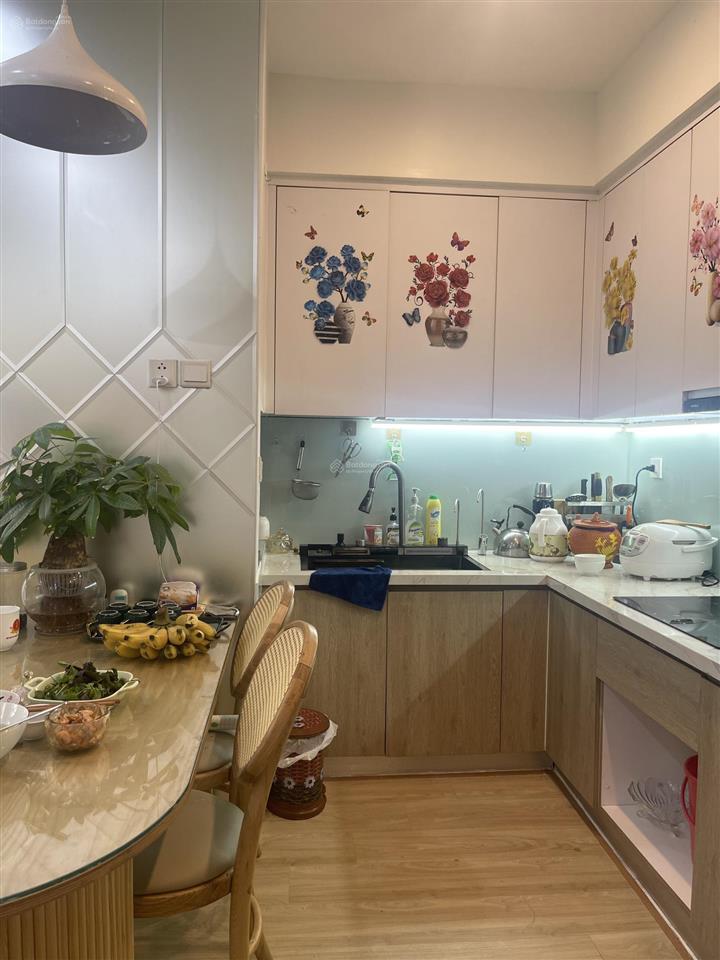 Bán căn 2 ngủ toà lake1 hướng đông nam giá 3.9 tỷ bao phí full đồ đẹp