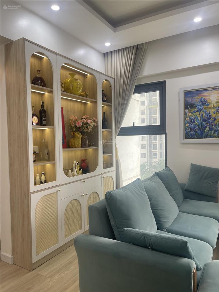 Bán căn 2 ngủ toà lake1 hướng đông nam giá 3.9 tỷ bao phí full đồ đẹp