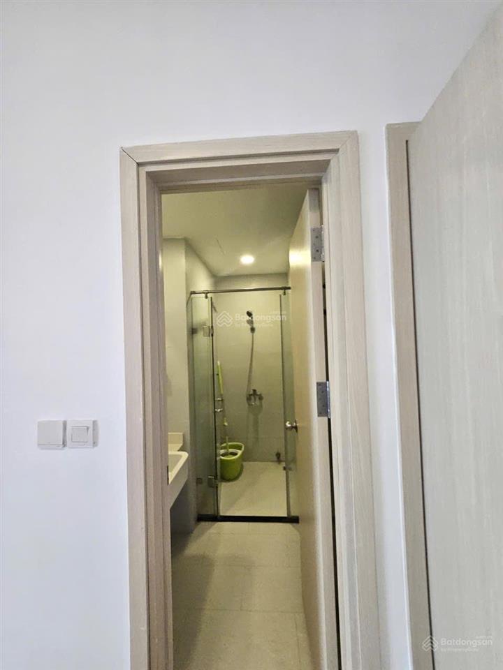 Bán căn 2 ngủ toà c westbay giá 3.250 tỷ bao phí  0925 988 ***