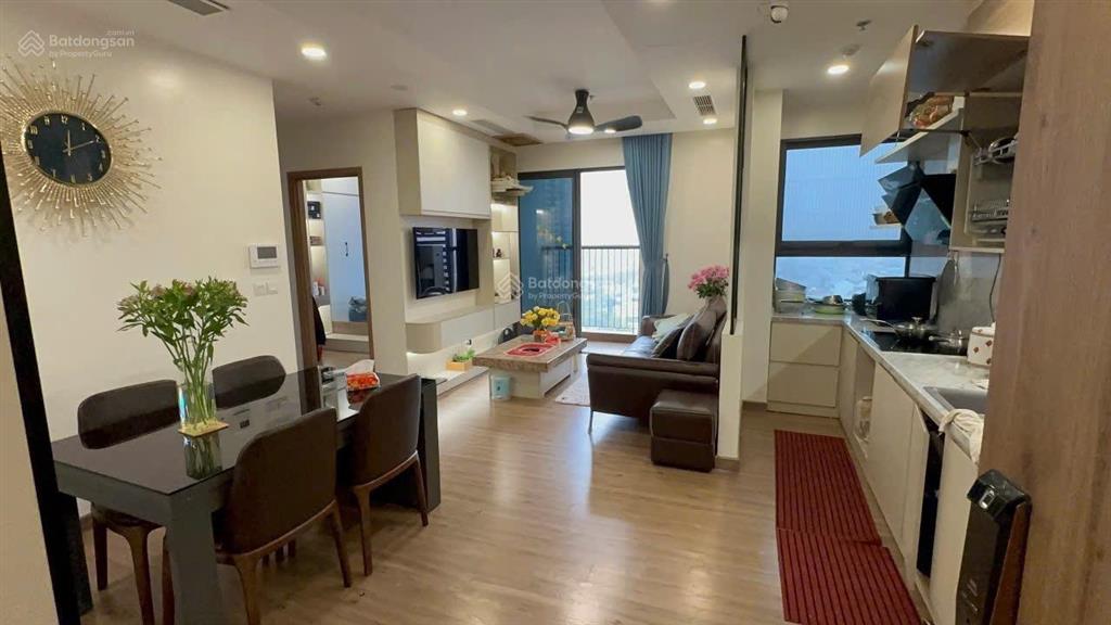 Cho thuê căn 3 ngủ toà sp skyoasis nhà full đồ giá thuê 12tr/tháng  0925 988 ***