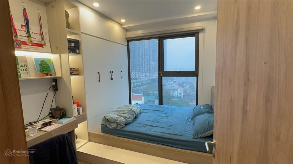 Cho thuê căn 3 ngủ toà sp skyoasis nhà full đồ giá thuê 12tr/tháng  0925 988 ***