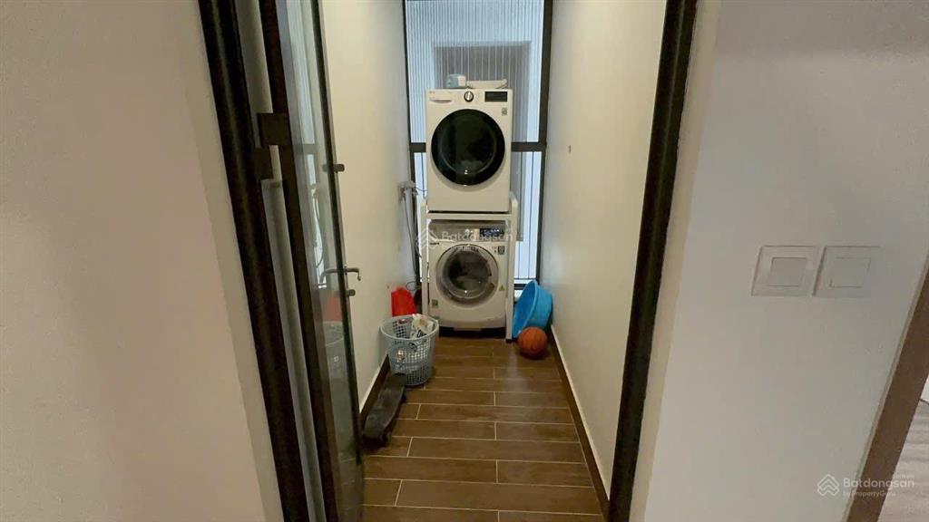 Cho thuê căn 3 ngủ toà sp skyoasis nhà full đồ giá thuê 12tr/tháng  0925 988 ***