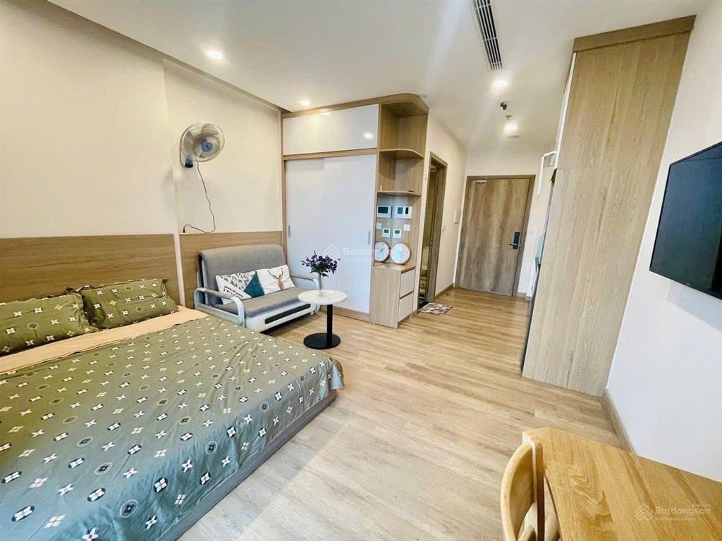 Bán căn studio toà solforest tầng đẹp giá 2.180 tỷ bao phí  0925 988 ***