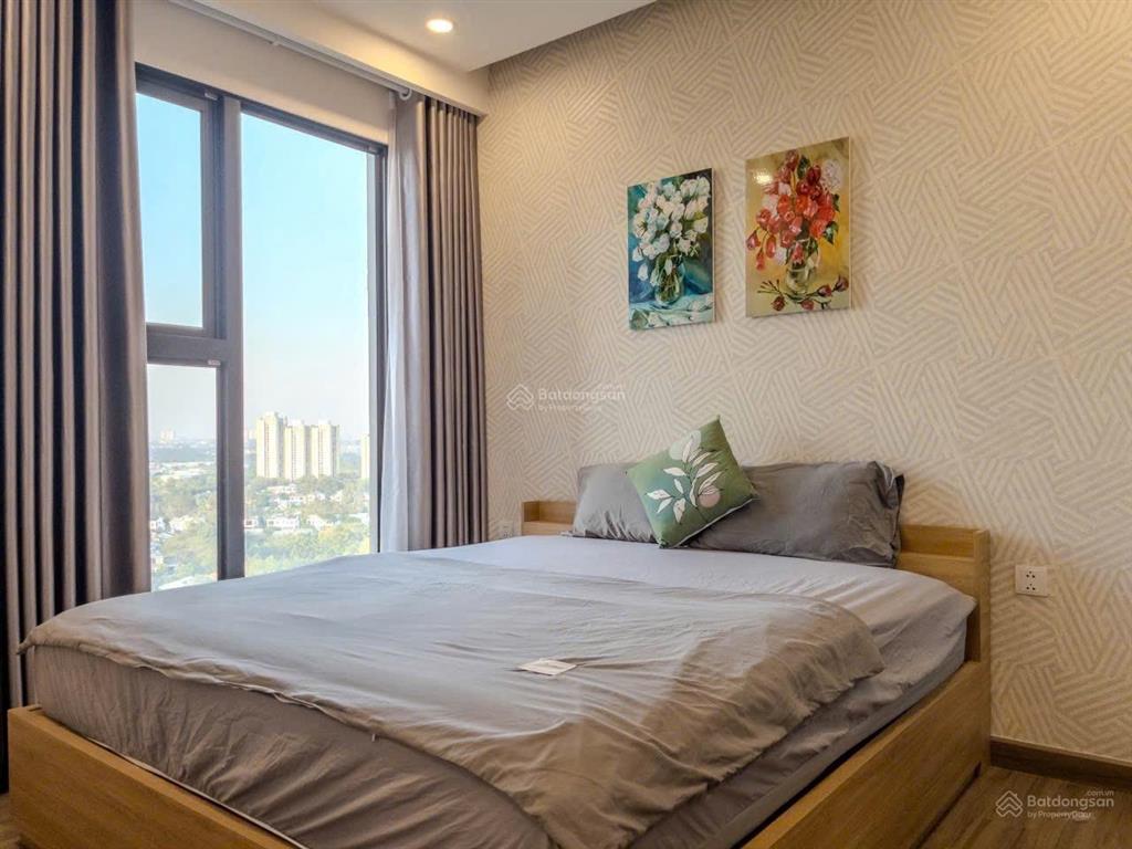 Bán căn 2 ngủ 2vs toà sp skyoasis tầng 16 giá 3.990 tỷ bao phí  0925 988 ***