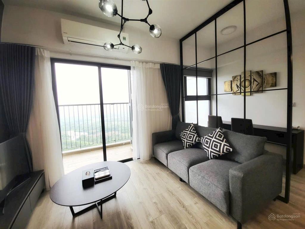 Căn 2 ngủ tòa lake1 view sân golf giá 3,950 tỷ giá tốt thị trường