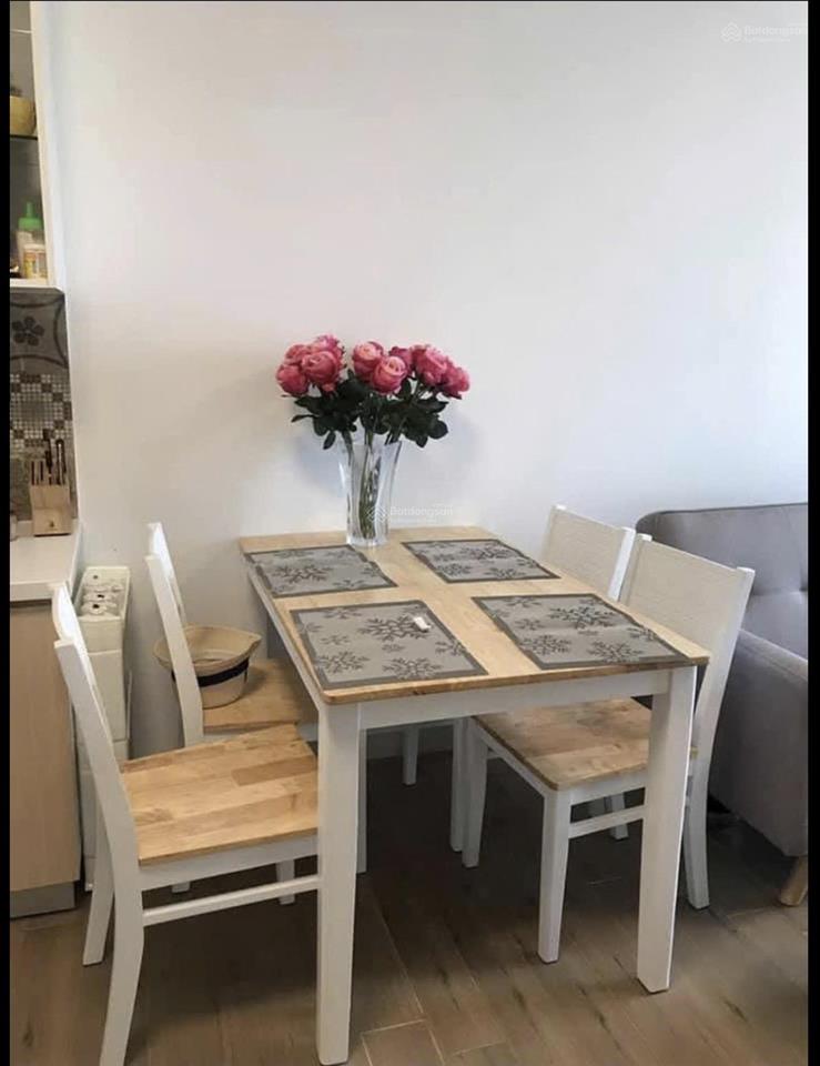 Bán căn 45m toà a westbay tầng trung giá 2,8 tỷ bao phí  0925 988 ***