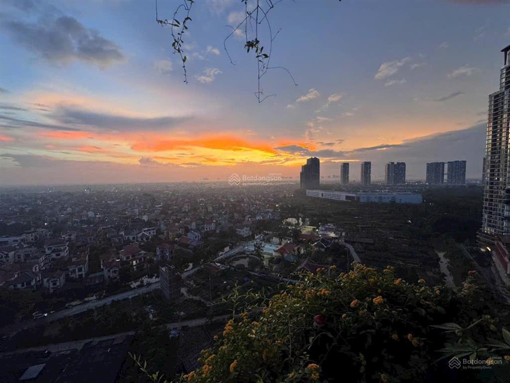 Bán căn 3 phòng ngủ tòa onsen ecopark 90m2 view sông hồng, giá 6,990 tỷ bao phí