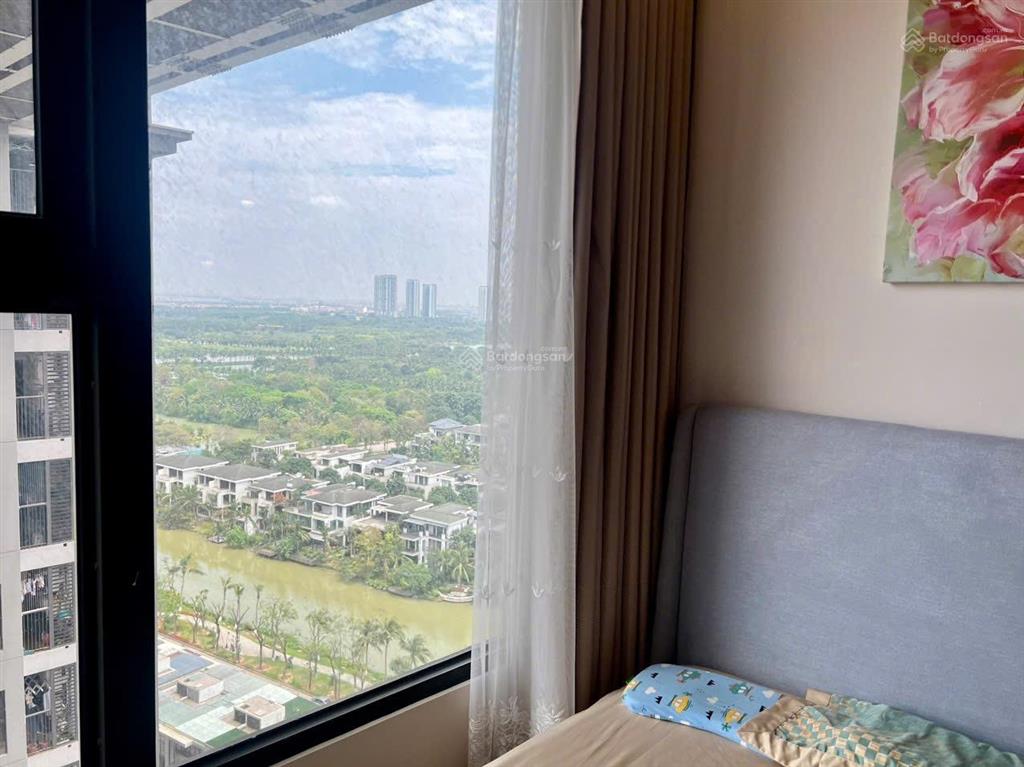 Bán căn 2 ngủ 2vs toà s3 skyoasis tầng trung view btđ giá 4.250 tỷ bao phí giá cực tốt
