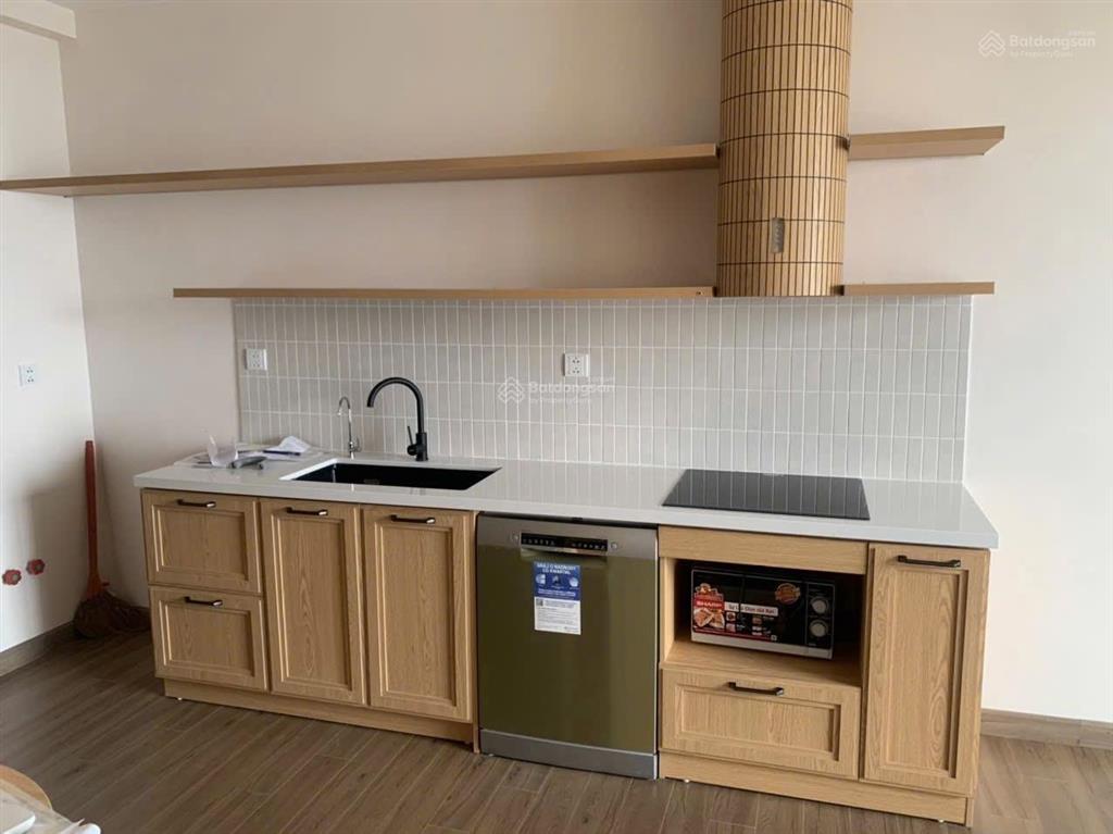 Bán căn 2 ngủ 2 vs skyoasis view btđ tầng trung đẹp giá 4.250 tỷ  0925 988 ***
