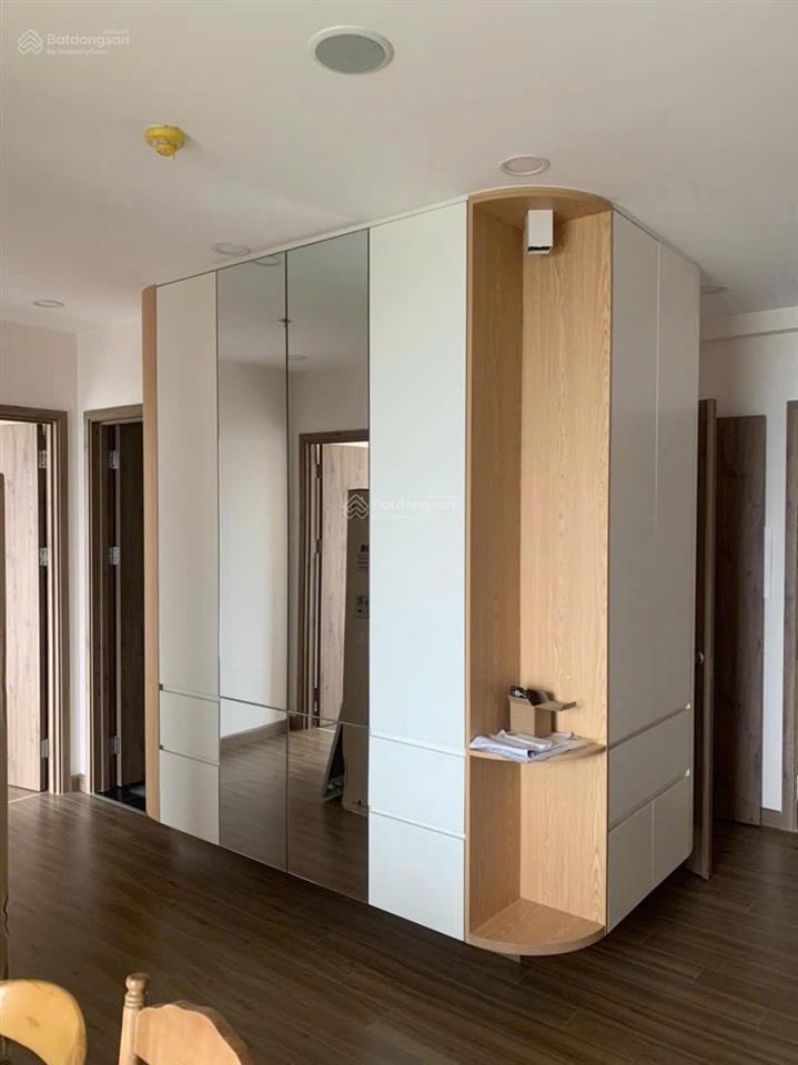 Bán căn 2 ngủ 2 vs skyoasis view btđ tầng trung đẹp giá 4.250 tỷ  0925 988 ***