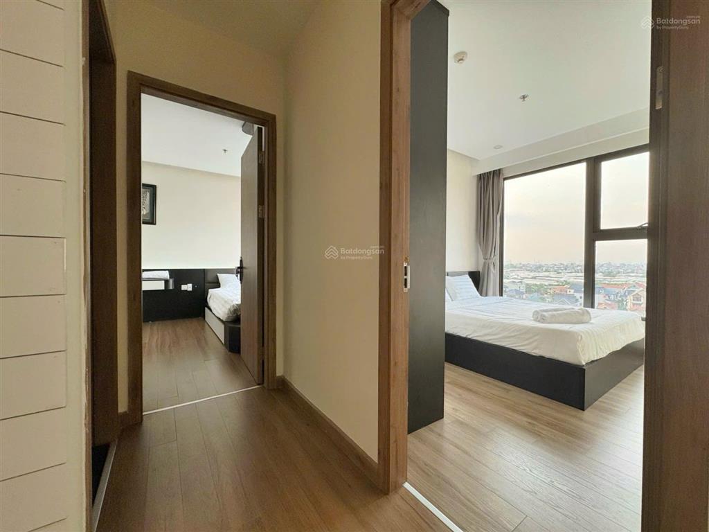 Bán căn 2 phòng ngủ, 2 vs 68m2 sky oasis giá 4,4 tỷ bao phí,  0925 988 ***