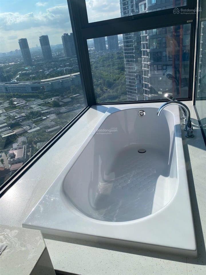 Bán căn 3 ngủ onsen tầng đẹp view hồ giá 7,890 tỷ bao phí giá tham khảo tốt trong khu vực