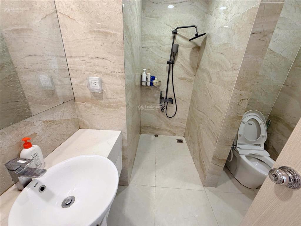 Bán căn 2 ngủ 2vs westbay tầng 16 giá 4,350 tỷ bao phí