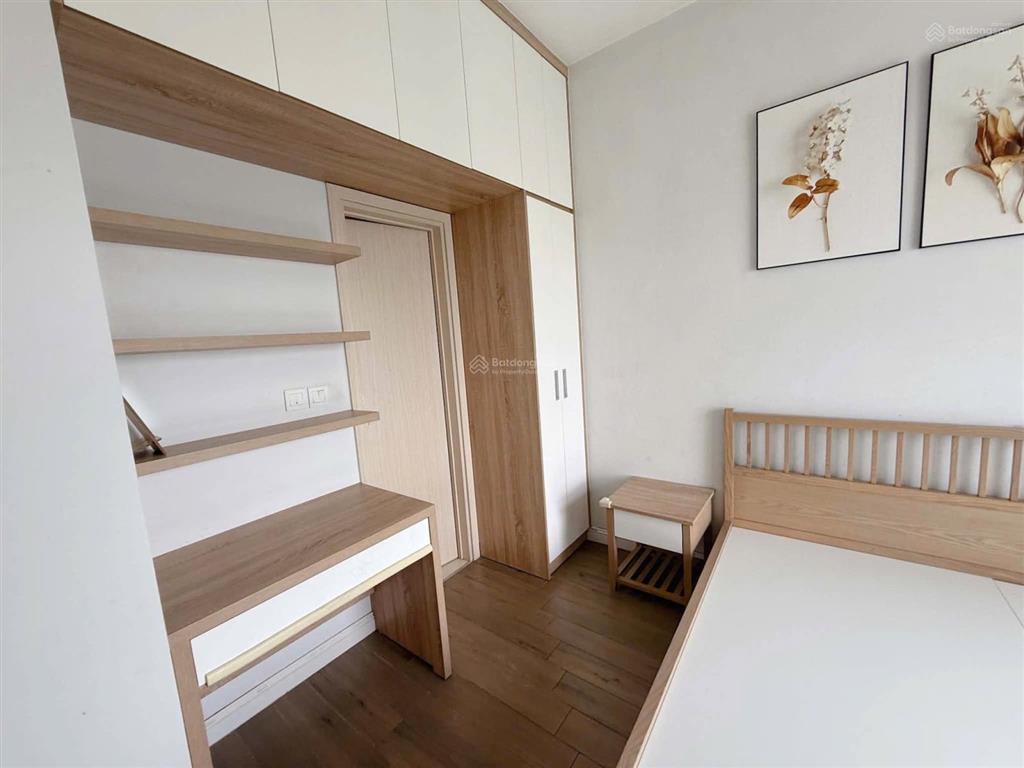 Bán căn 2 ngủ 2vs westbay tầng 16 giá 4,350 tỷ bao phí