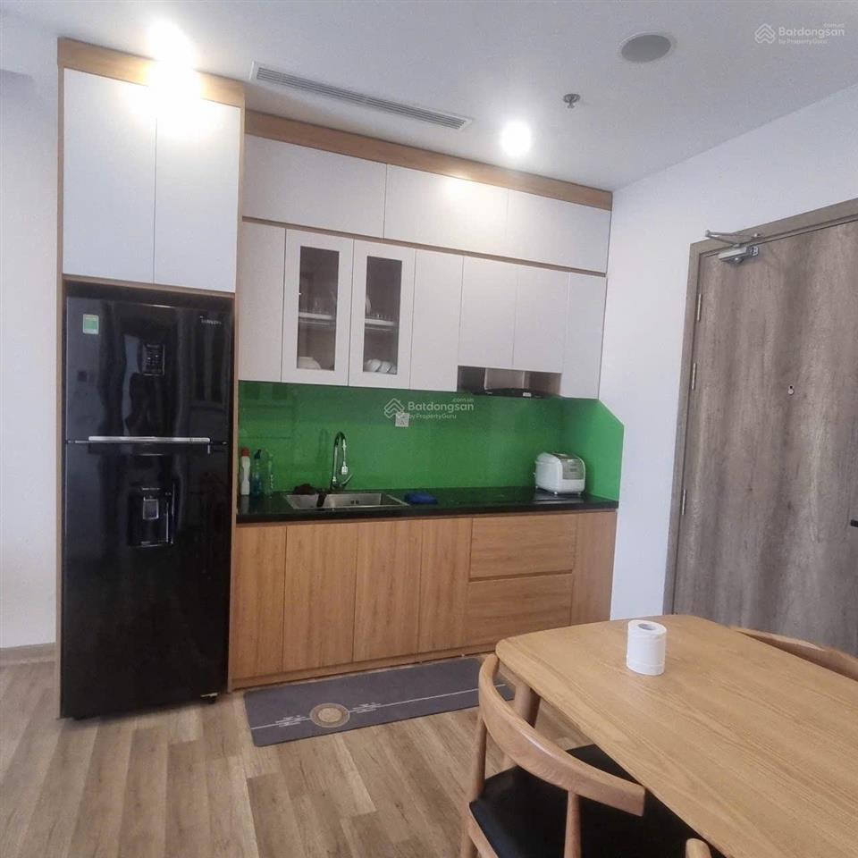 Cho thuê căn 2 phòng ngủ tòa sol forest view btđ giá 8tr/tháng full đồ,  0925 988 ***