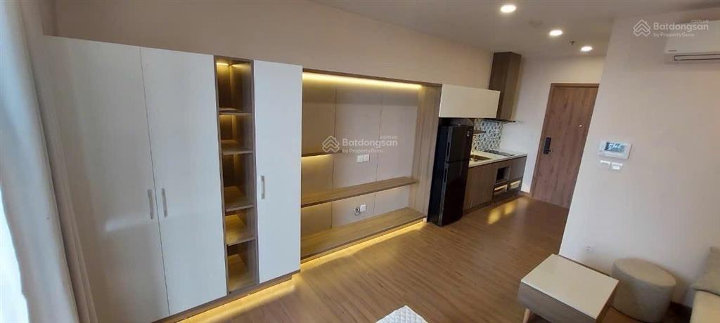 Bán căn studio toà s1 skyoasis giá 2.050 tỷ bao phí full đồ tầng trung đẹp