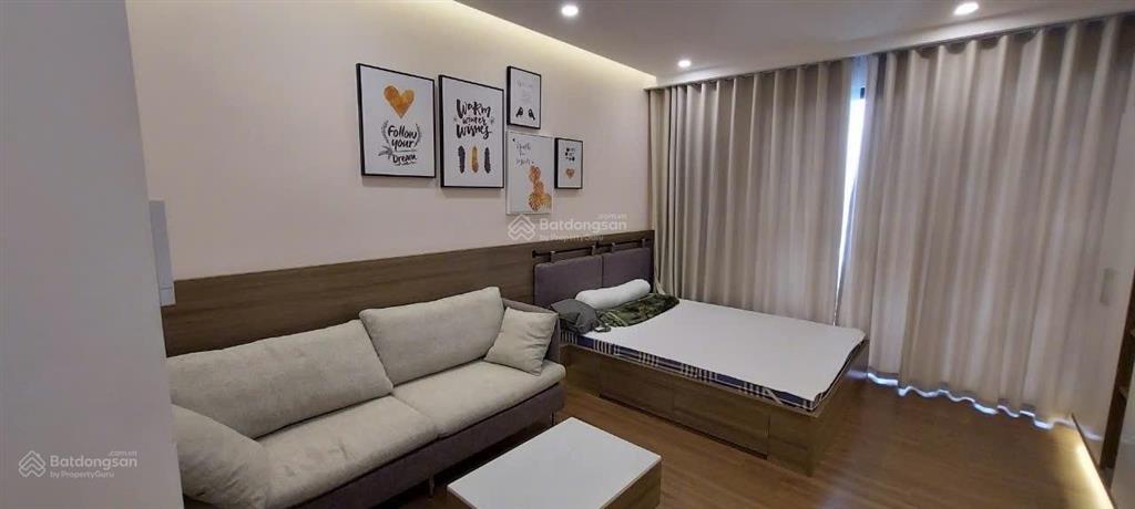 Bán căn studio toà s1 skyoasis giá 2.050 tỷ bao phí full đồ tầng trung đẹp
