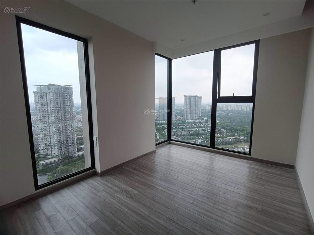 Bán căn 3 ngủ sky forest 100m2 view biệt thự đảo, giá 7.6 tỷ bao phí