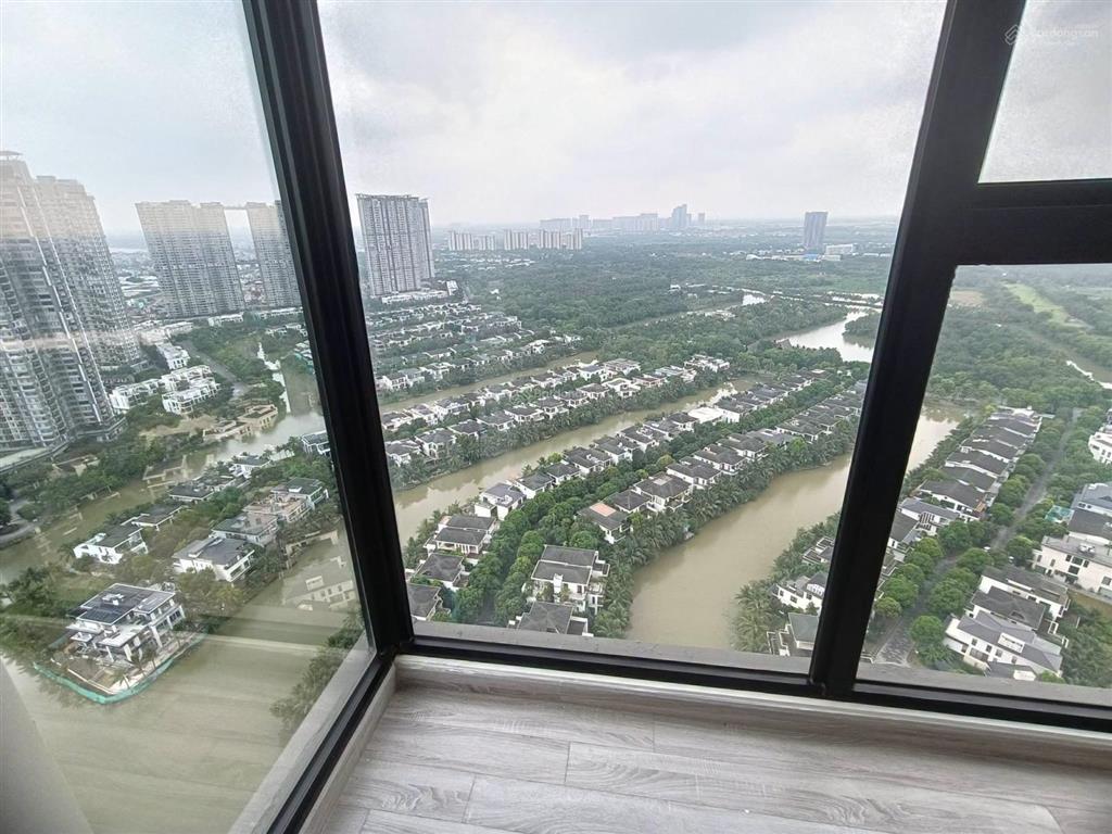 Bán căn 3 ngủ sky forest 100m2 view biệt thự đảo, giá 7.6 tỷ bao phí