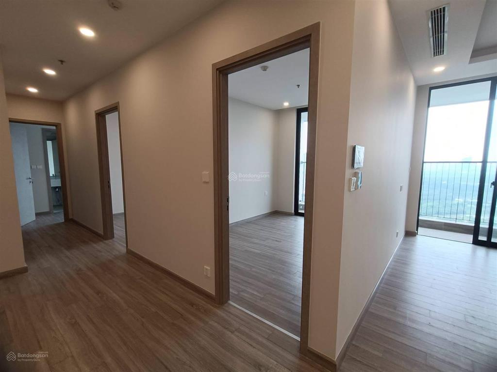 Bán căn 3 ngủ sky forest 100m2 view biệt thự đảo, giá 7.6 tỷ bao phí
