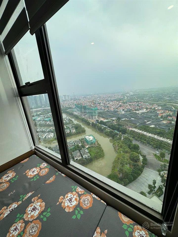 Cho thuê căn 2 phòng ngủ hướng nam tòa h2 haven park, giá 8tr/th full đồ