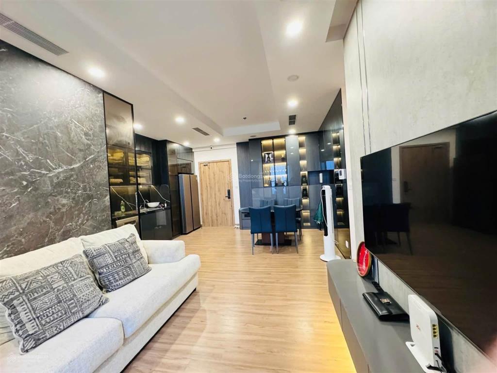 Cho thuê căn 3 ngủ skyoasis nhà full đồ đẹp giá 13tr/tháng  0925 988 ***