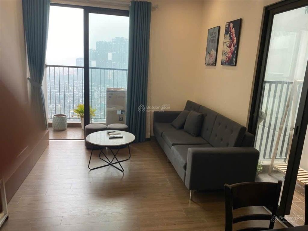 Cho thuê căn 2 ngủ 68m s2 sky oasis view đảo giá 8tr/tháng full đồ