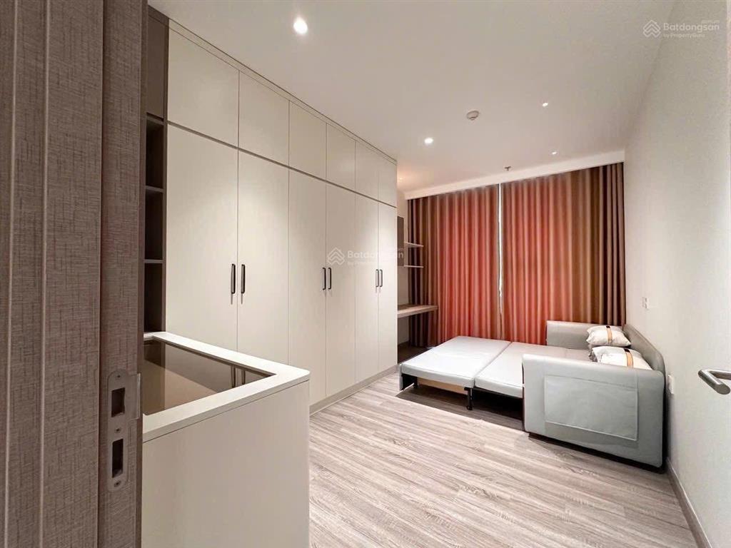 Bán căn 3 ngủ skyforest 121m² full đồ giá 9.5 tỷ bao phí