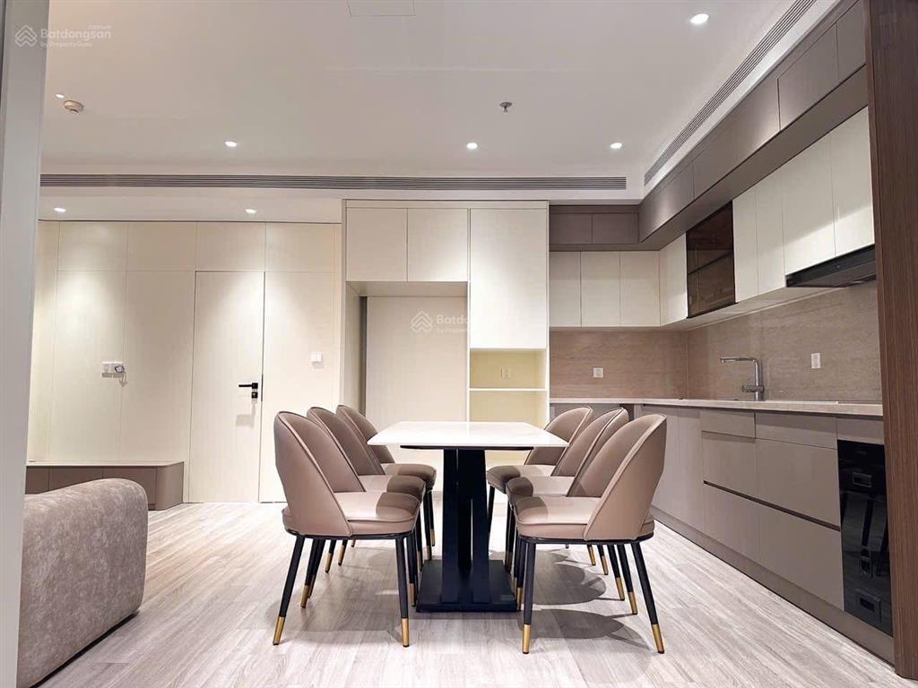 Bán căn 3 ngủ skyforest 121m² full đồ giá 9.5 tỷ bao phí