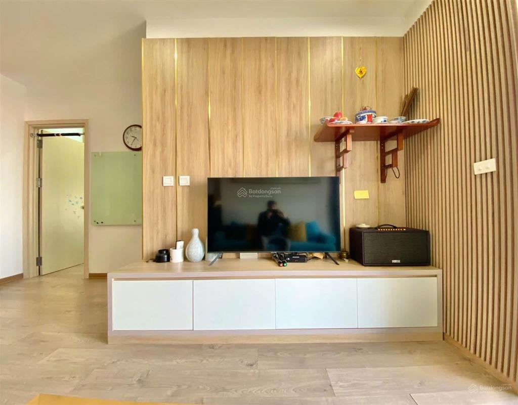 Bán căn 2 ngủ toà a westbay giá 2.980 tỷ bao phí tầng trung view sông hồng