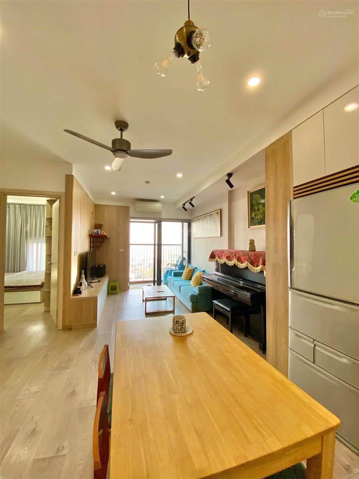 Bán căn 2 ngủ toà a westbay giá 2.980 tỷ bao phí tầng trung view sông hồng