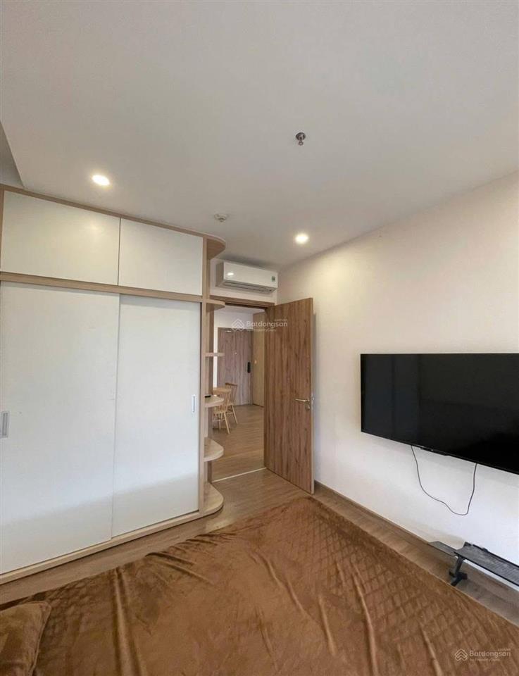 Bán căn 2 phòng ngủ s2 sky oasis tầng 15 diện tích 73m2, giá 4.350 tỷ bao phí