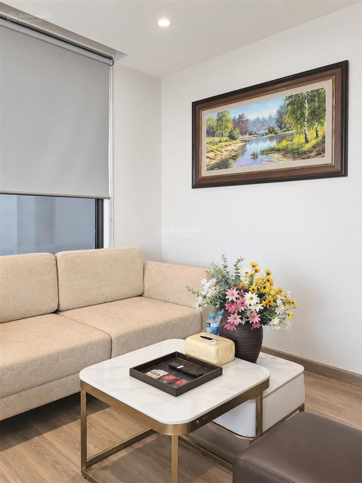 Bán căn studio tòa landmark ecopark giá thấp hơn thị trường 300tr chỉ 2.x tỷ.  0925 988 ***