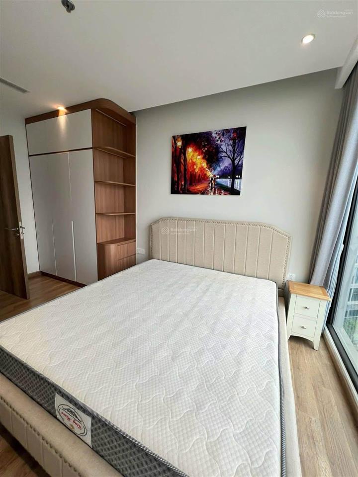 Cho thuê căn 3 ngủ tòa landmark tầng 8 nhà full đồ giá thuê 15tr/tháng  0925 988 ***