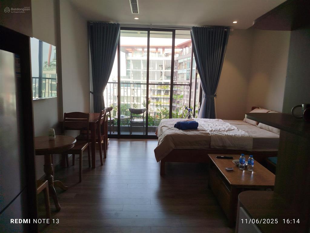 Bán căn studio tòa l2 landmark view hồ, sân golf giá 3.3 tỷ bao phí