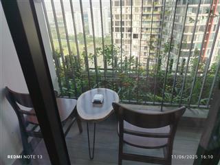 Bán căn studio tòa l2 landmark view hồ, sân golf giá 3.3 tỷ bao phí