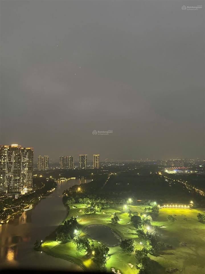 Bán căn 2 ngủ 2vs tòa lake1 view sân golf giá 4,x tỷ bao phí