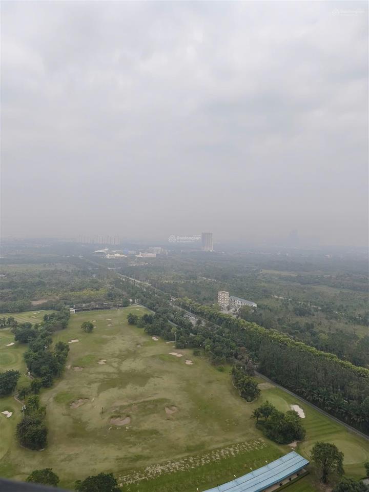 Bán căn 2 ngủ toà lake1 view sân golf giá 4.860 tỷ bao thuế phí