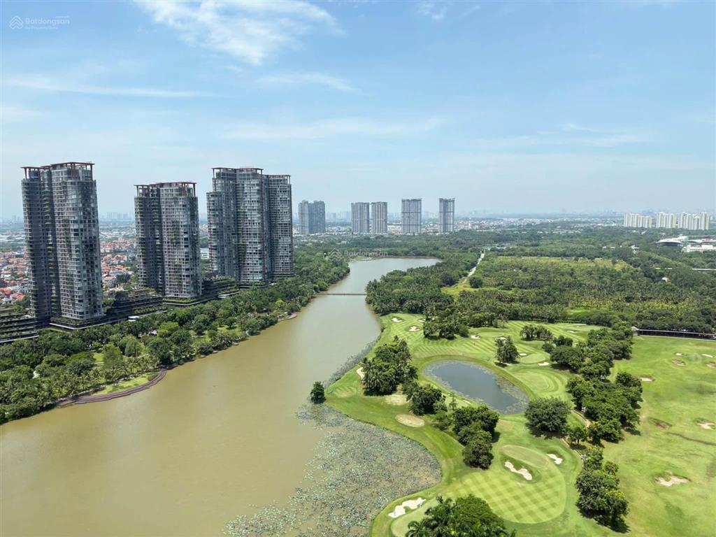 Bán căn 2 ngủ 77m toà lake1 view sân golf giá 5 tỷ  0925 988 ***