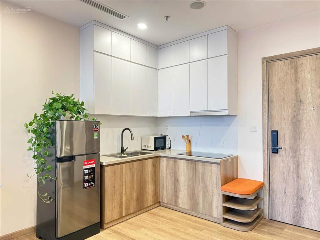 Giá thấp hơn thị trường 200tr căn 1 ngủ toà solforest 45m giá 3 tỷ bao phí