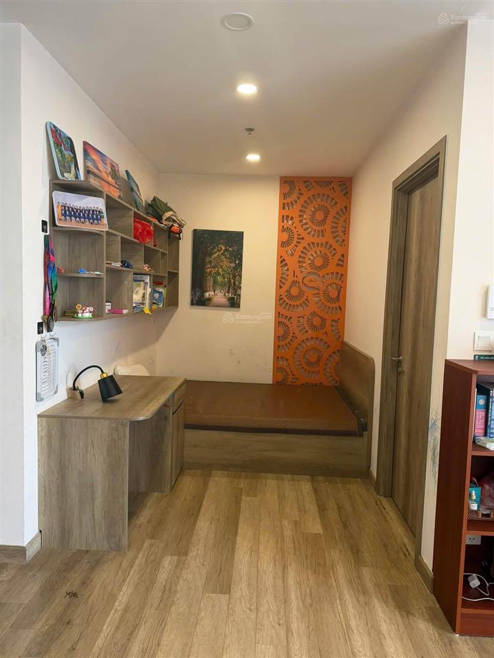 Giá thấp hơn thị trường 200tr căn 1 ngủ toà solforest 45m giá 3 tỷ bao phí