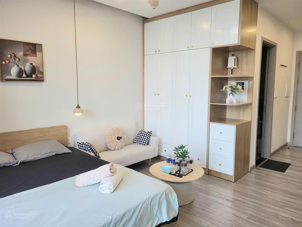 Bán căn studio skyforest full đồ giá 2,250 tỷ bao phí sẵn sổ đỏ