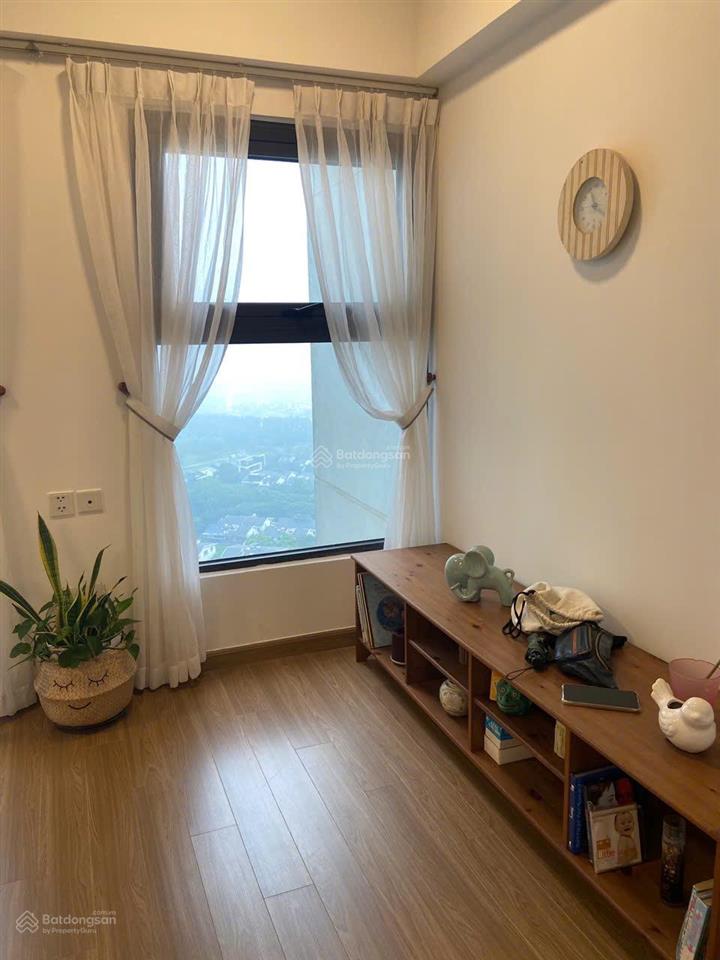 Bán căn 2 ngủ tòa park 1 giá 3,6 tỷ full nội thất  0925 988 ***