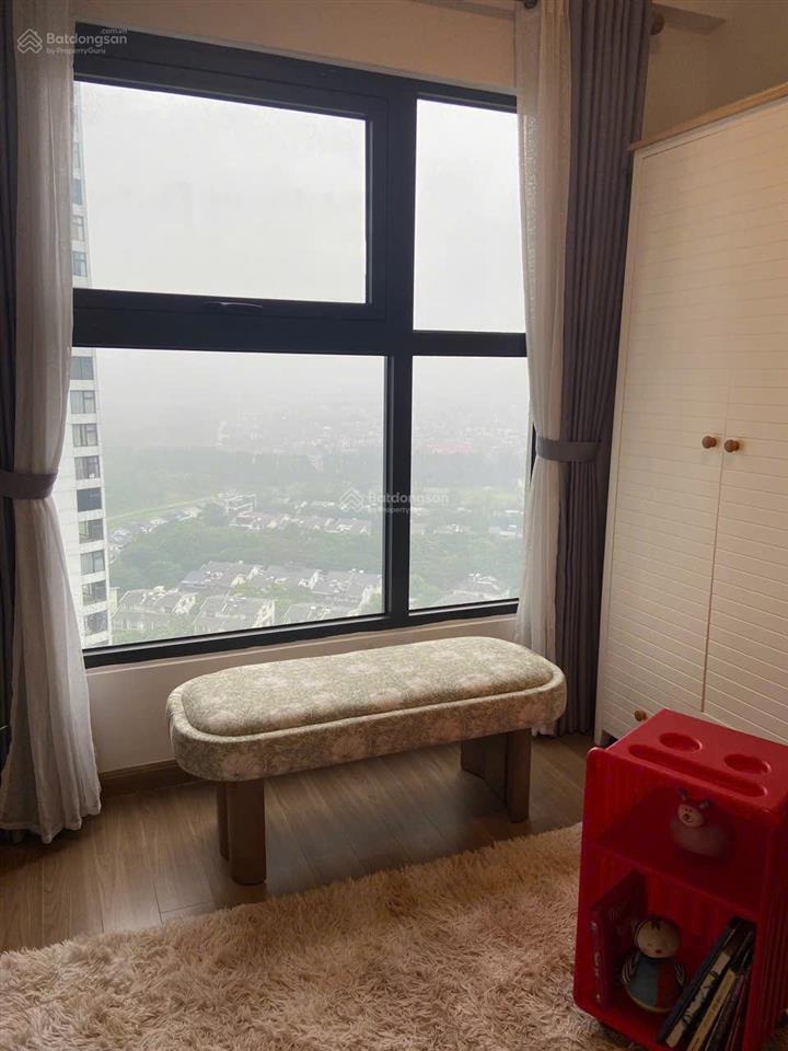 Bán căn 2 ngủ tòa park 1 giá 3,6 tỷ full nội thất  0925 988 ***