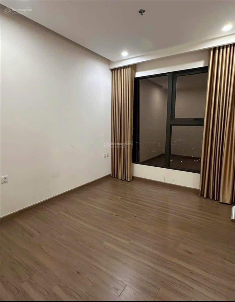 Bán căn 2 ngủ skyoasis giá 2,9x tỷ bao phí giá tốt thị trường
