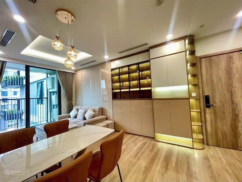 Cho thuê căn 2 phòng ngủ onsen view hồ full đồ giá 11tr/tháng,  0925 988 ***
