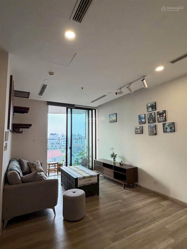 Bán căn 2 ngủ solforest 63m giá 3,7 tỷ bao phí  0925 988 ***