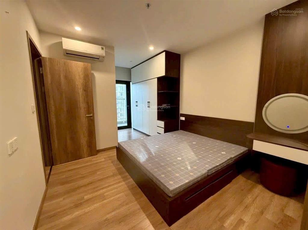 Giá tốt bán nhanh 2 ngủ onsen 67m view hồ giá 5.5 tỷ full đồ  0925 988 ***